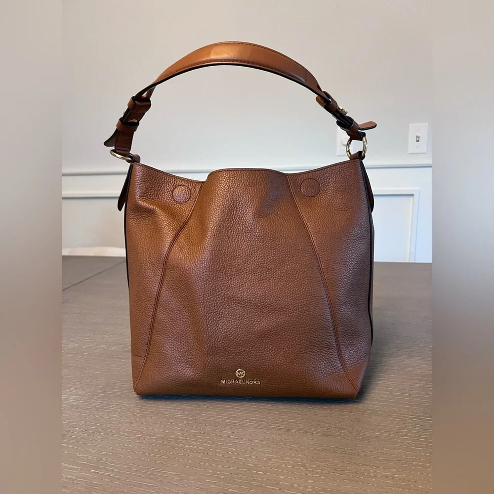 Michael Kors Tan Leather Shoulder Bag - Picture 5 of 16